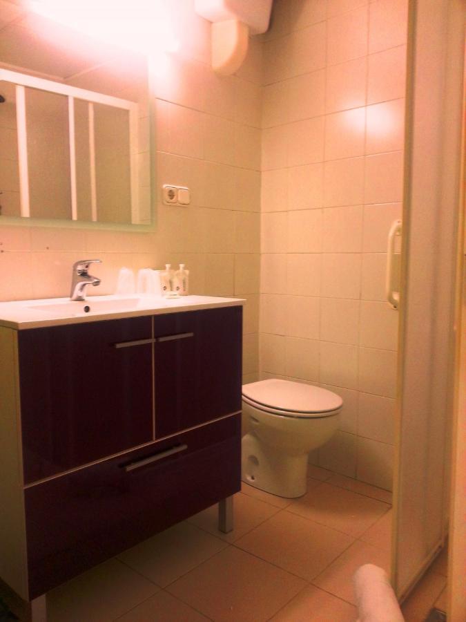 Residencia Universitaria Tagaste Barcelona Zimmer foto